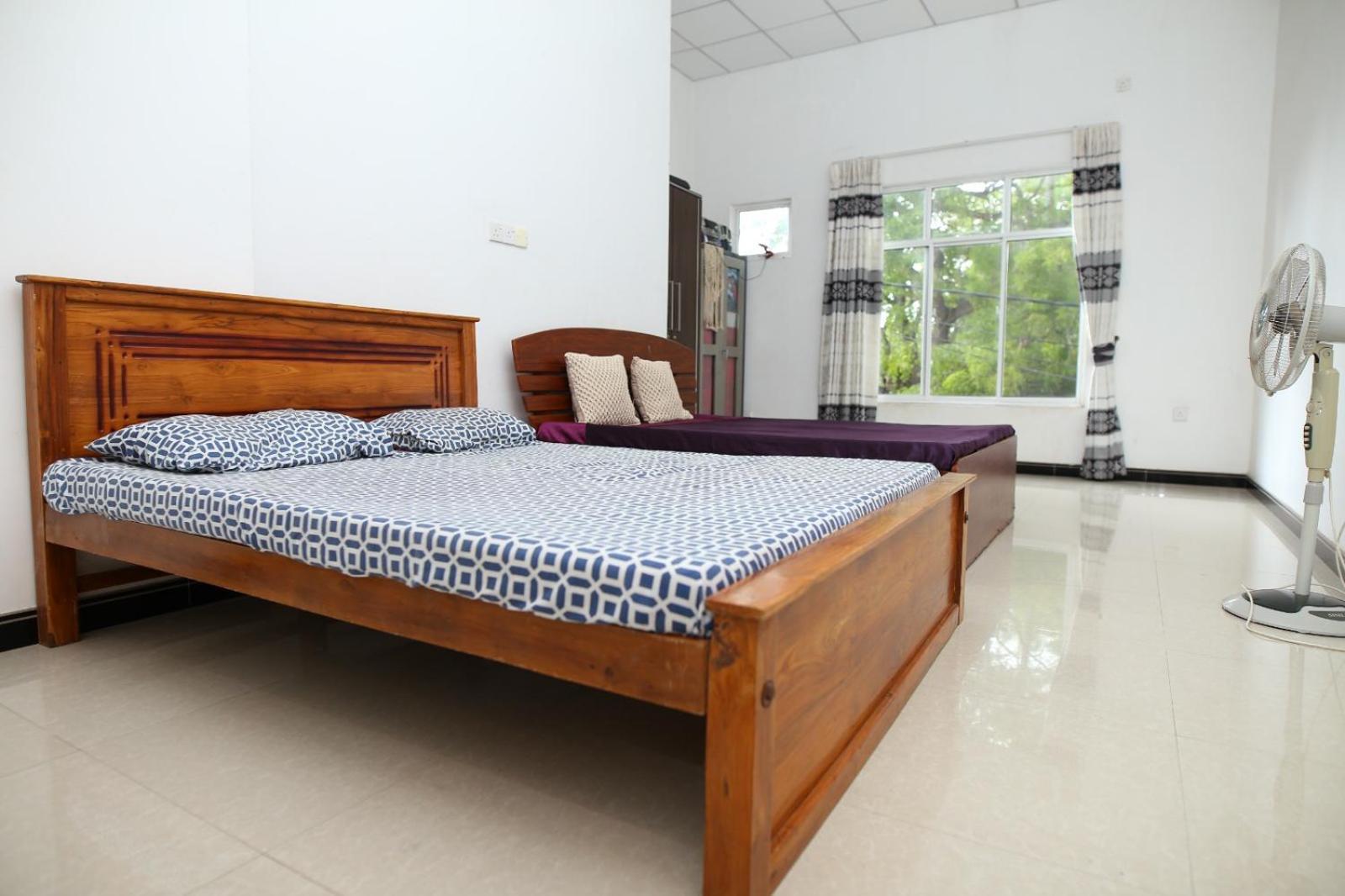 Sujee'S Guest House With Two Bed Rooms Anuradhapura Exterior photo