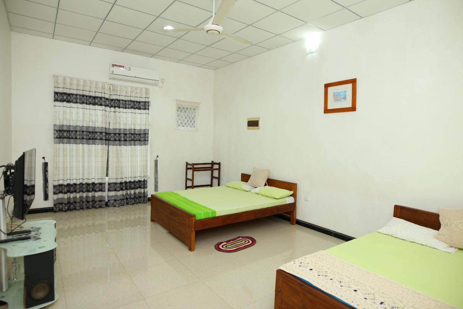 Sujee'S Guest House With Two Bed Rooms Anuradhapura Exterior photo